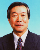 市川三郷町長　久保眞一