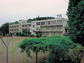 上野小学校