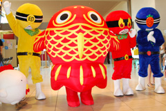ちょきんぎょと市川三郷レンジャー