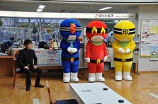 緊張するレンジャー達