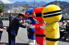 任命を受けるレンジャー
