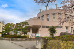 市川小学校