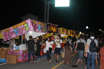 摩利支天祭の出店