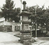 南村の宝篋印塔